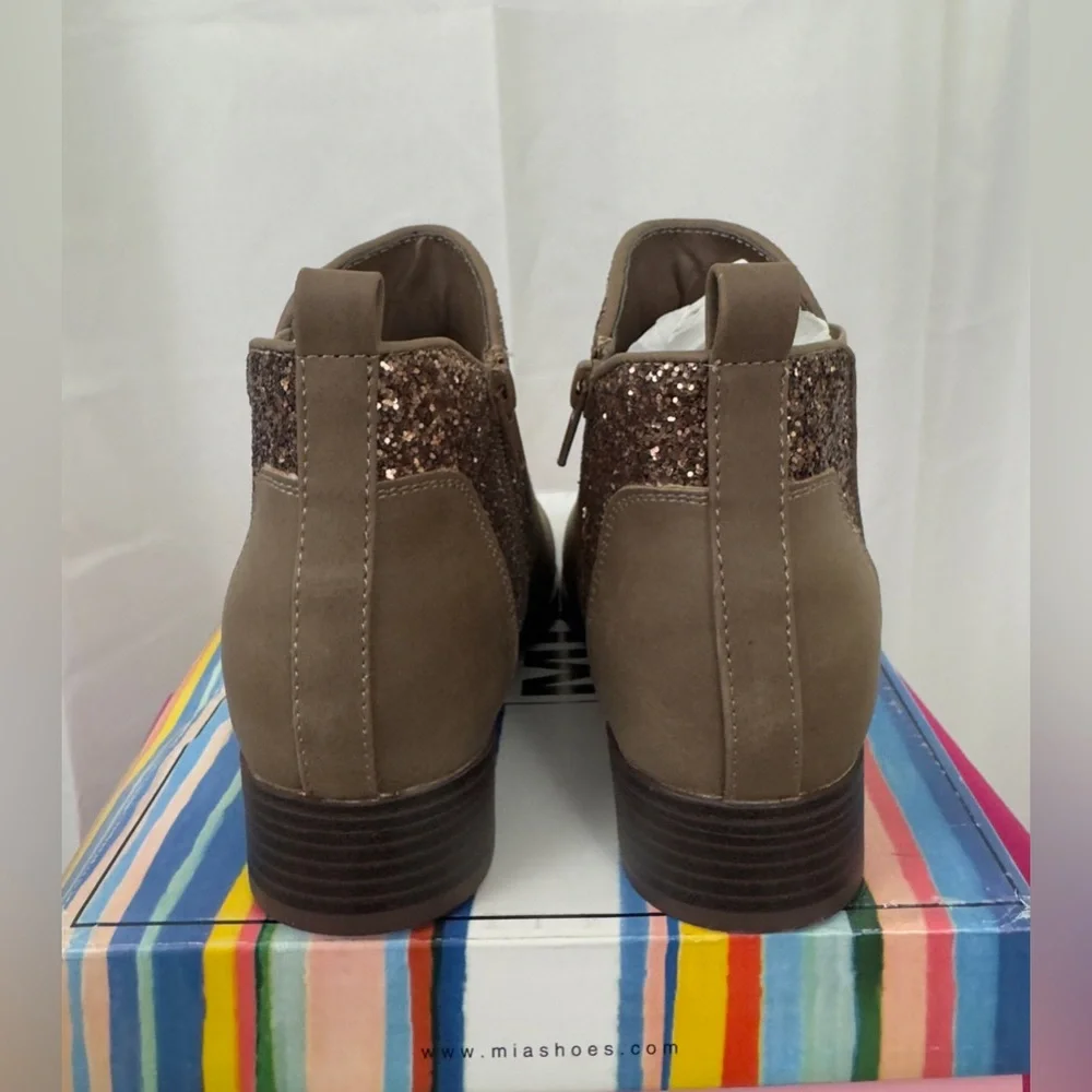 Mia Finche Brown Meadow Glitter Ankle Boots Zipper Inner Ankle Size 3  Kids. NWT